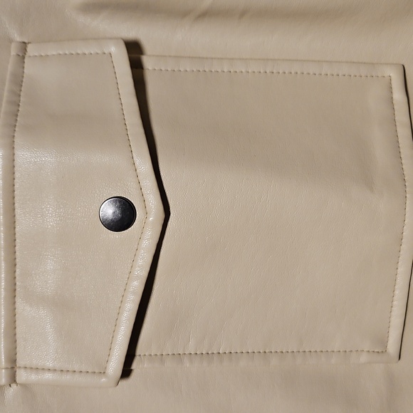 Mittoshop Faux Leather Shacket - Picture 5 of 8